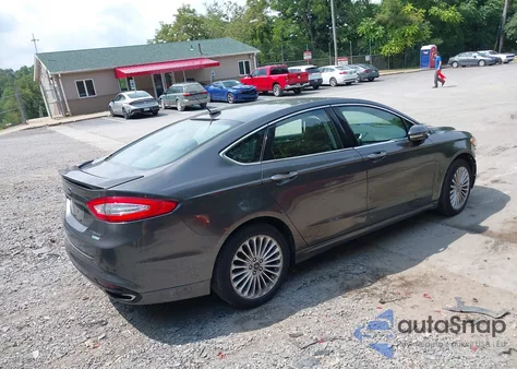 2016 Ford Fusion Titanium z USA, uszkodzony, nr VIN 3FA6P0K93GR151335